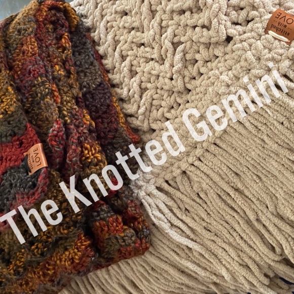 Handmade Crocheted Teal Blue Ice Cream Pint Covers - Picture 9 of 16